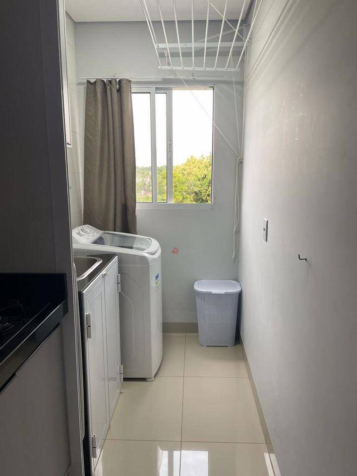 Apartamento à venda com 2 quartos, 57m² - Foto 13