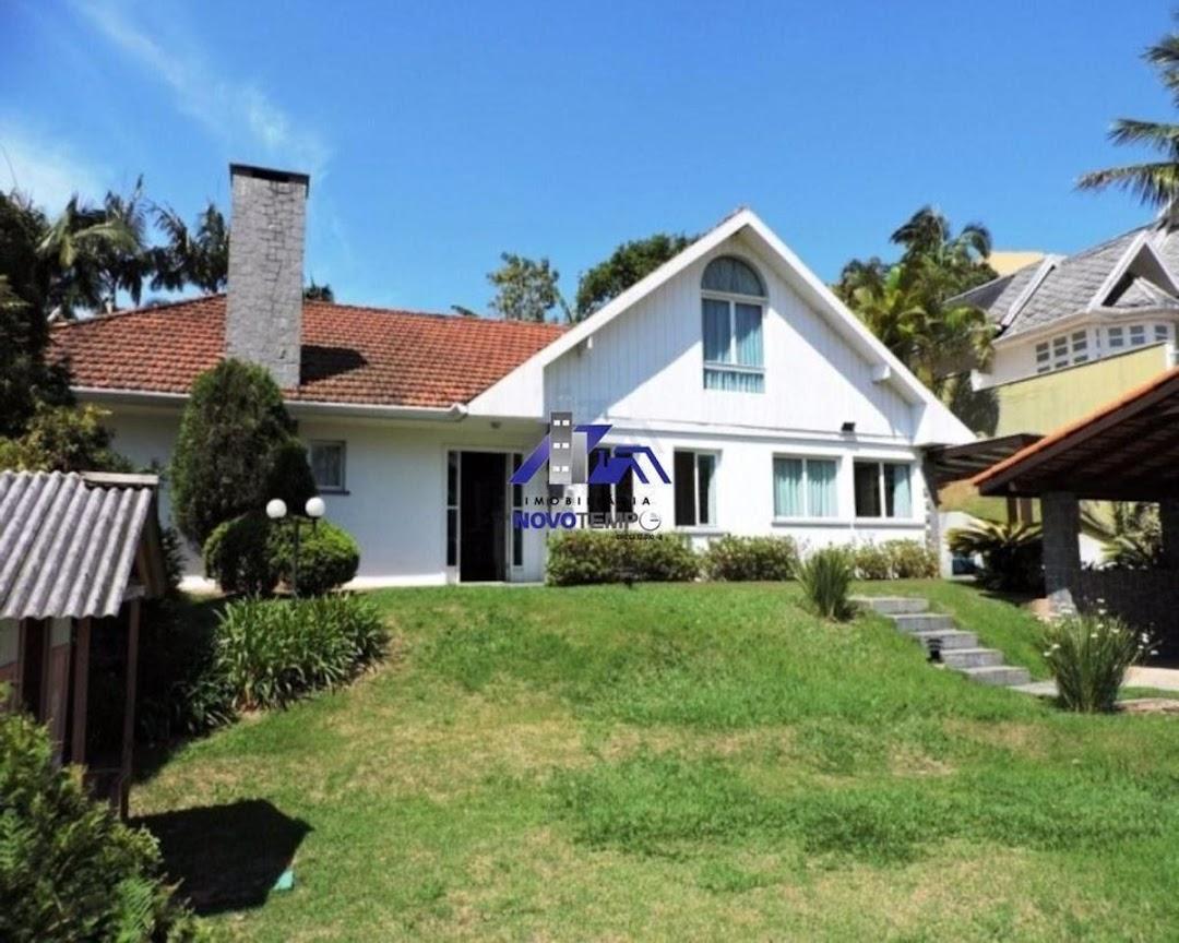 Casa à venda com 3 quartos, 400m² - Foto 1