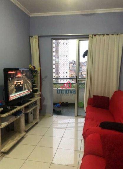 Apartamento à venda com 2 quartos, 62m² - Foto 2