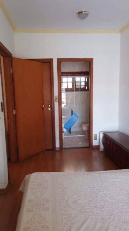 Casa à venda com 3 quartos, 200m² - Foto 16