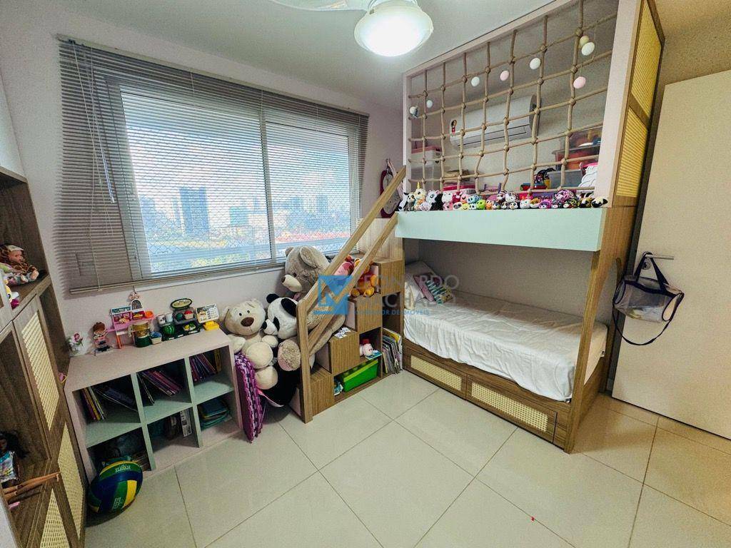 Apartamento à venda com 3 quartos, 111m² - Foto 12