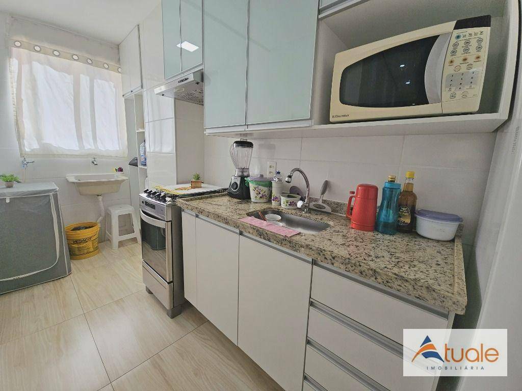 Apartamento à venda com 2 quartos, 56m² - Foto 3