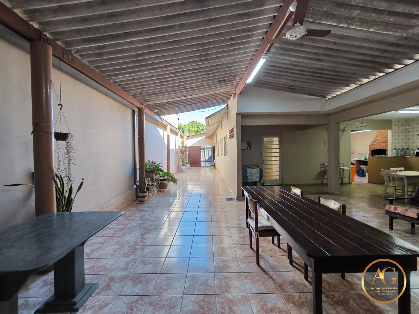 Casa à venda com 3 quartos, 198m² - Foto 41