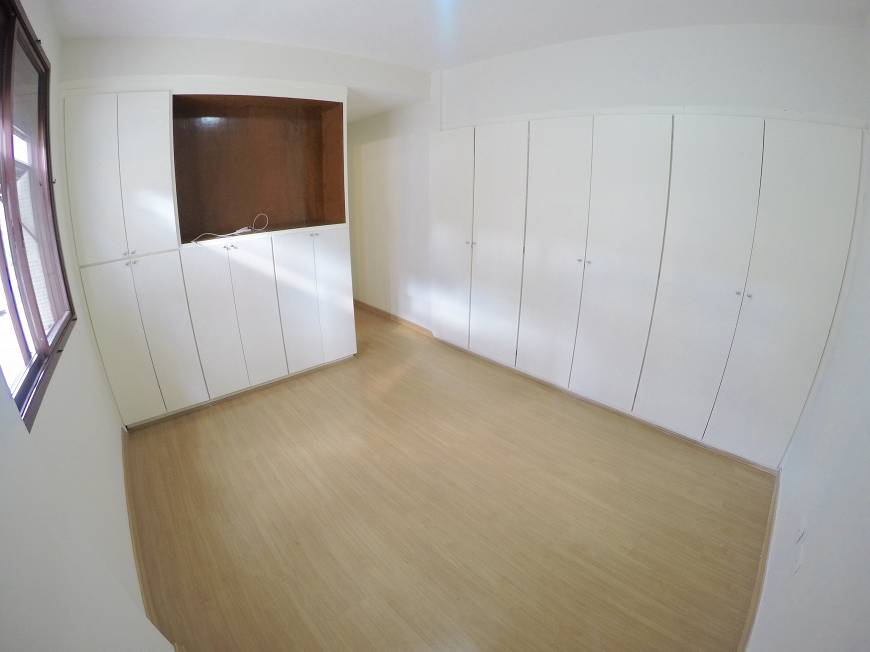 Apartamento à venda com 3 quartos, 119m² - Foto 9