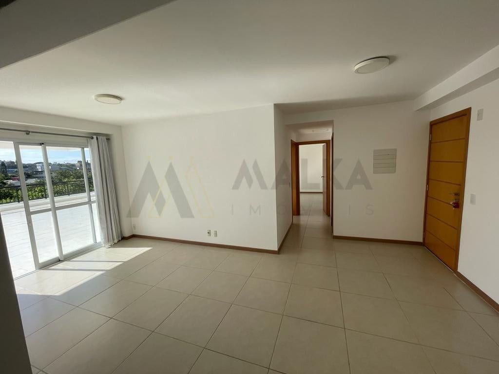 Apartamento à venda com 2 quartos, 187m² - Foto 3