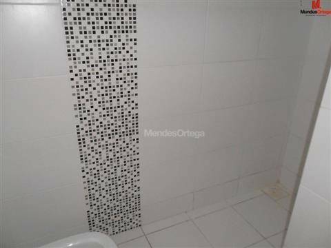 Apartamento para alugar com 2 quartos, 65m² - Foto 11