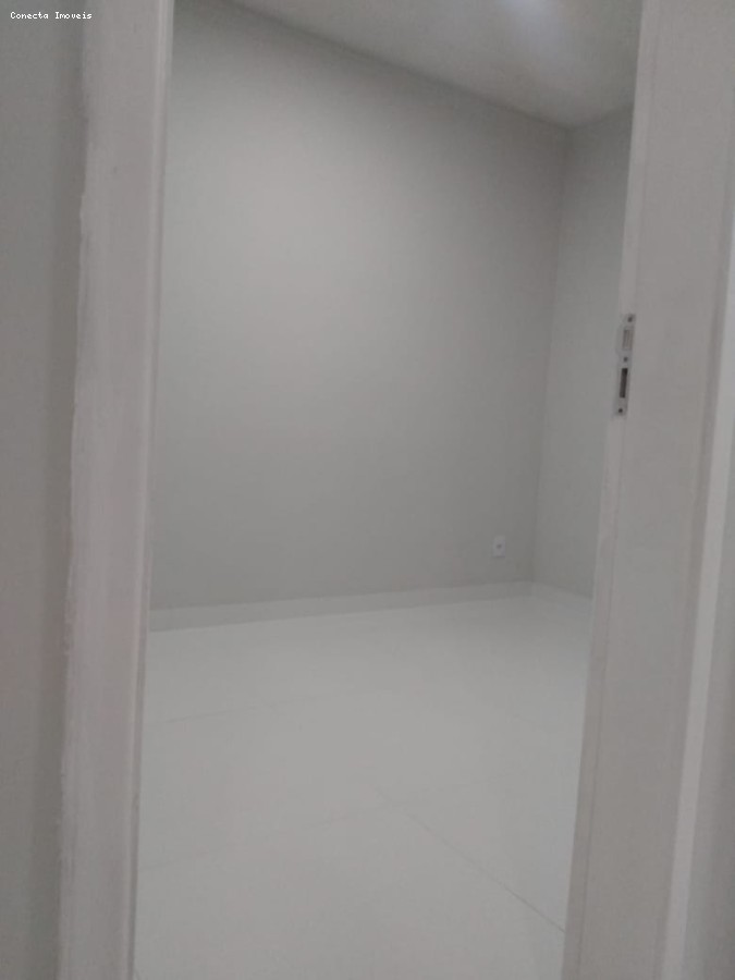 Apartamento à venda com 2 quartos, 44m² - Foto 10