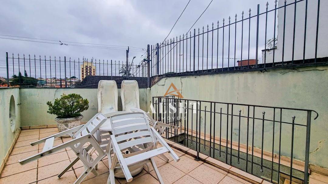 Sobrado à venda com 3 quartos, 220m² - Foto 7