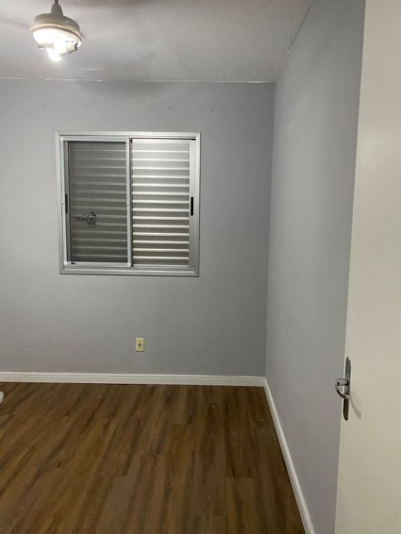 Apartamento à venda com 2 quartos, 50m² - Foto 12