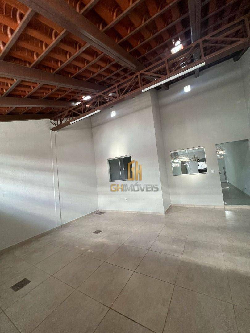 Casa à venda com 3 quartos, 145m² - Foto 2