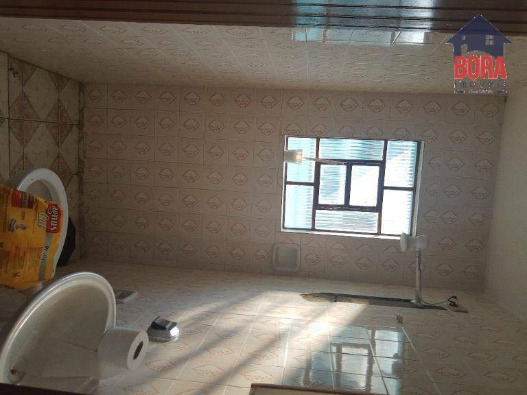 Casa à venda com 2 quartos, 180m² - Foto 10