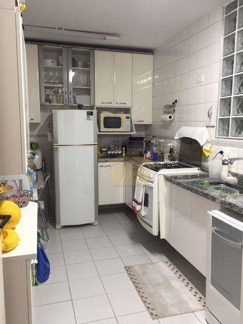 Apartamento à venda com 2 quartos, 64m² - Foto 9