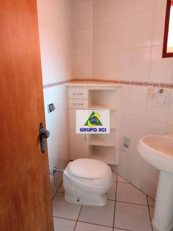 Casa de Condomínio à venda com 3 quartos, 350m² - Foto 18