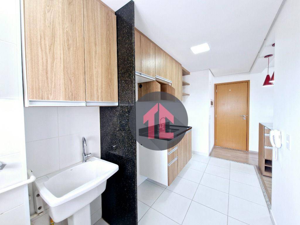 Apartamento para alugar com 2 quartos, 61m² - Foto 9