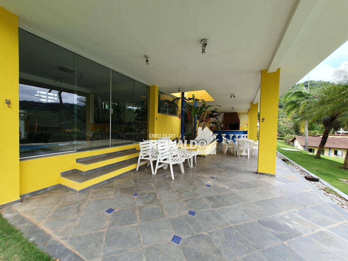 Casa de Condomínio à venda com 4 quartos, 440m² - Foto 9