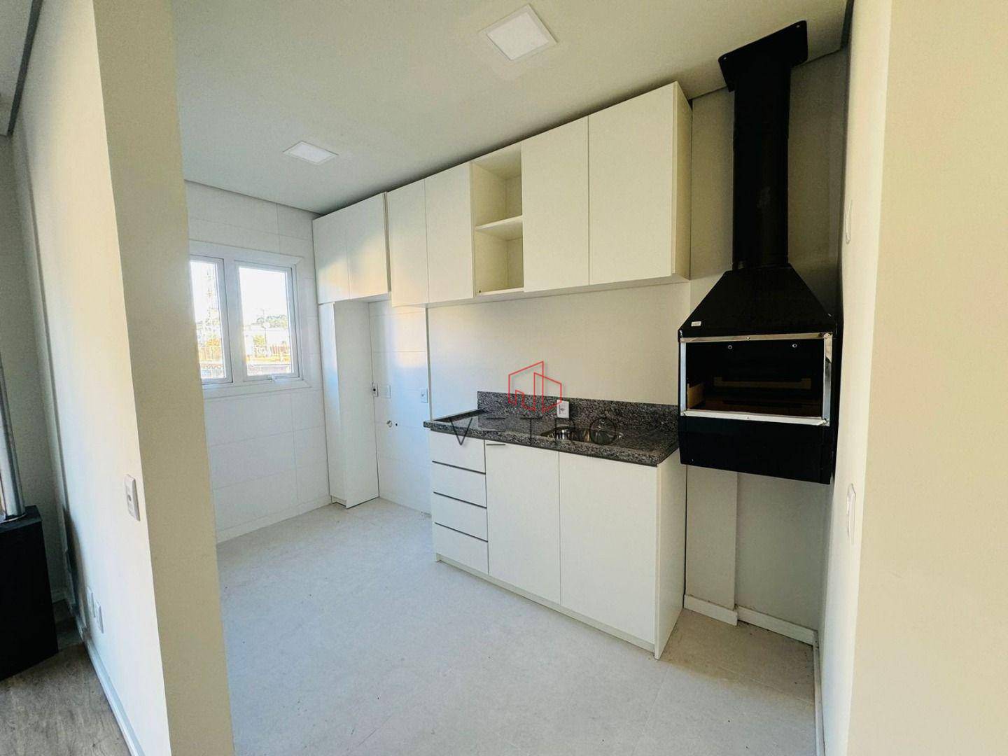 Apartamento à venda com 2 quartos, 81m² - Foto 4