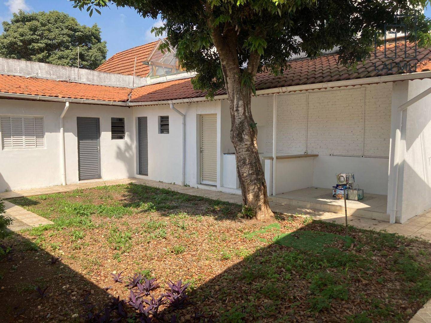 Casa para alugar com 3 quartos, 160m² - Foto 2