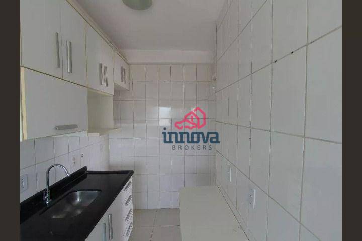 Apartamento para alugar com 2 quartos, 45m² - Foto 13