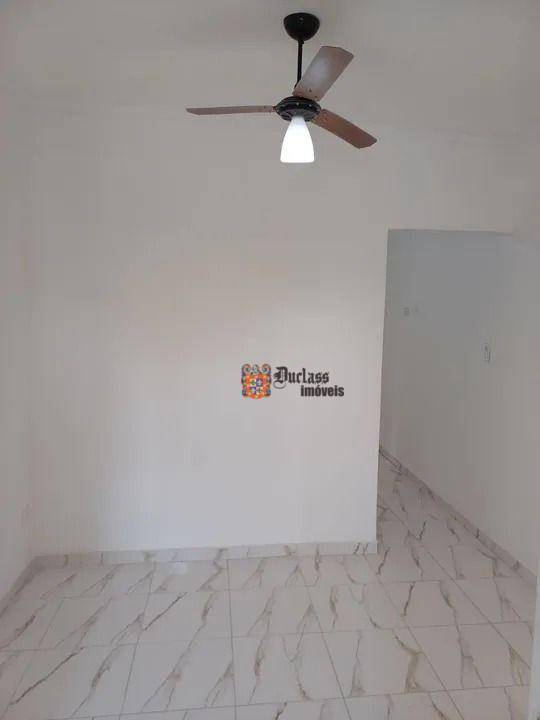 Apartamento à venda com 1 quarto, 33m² - Foto 2