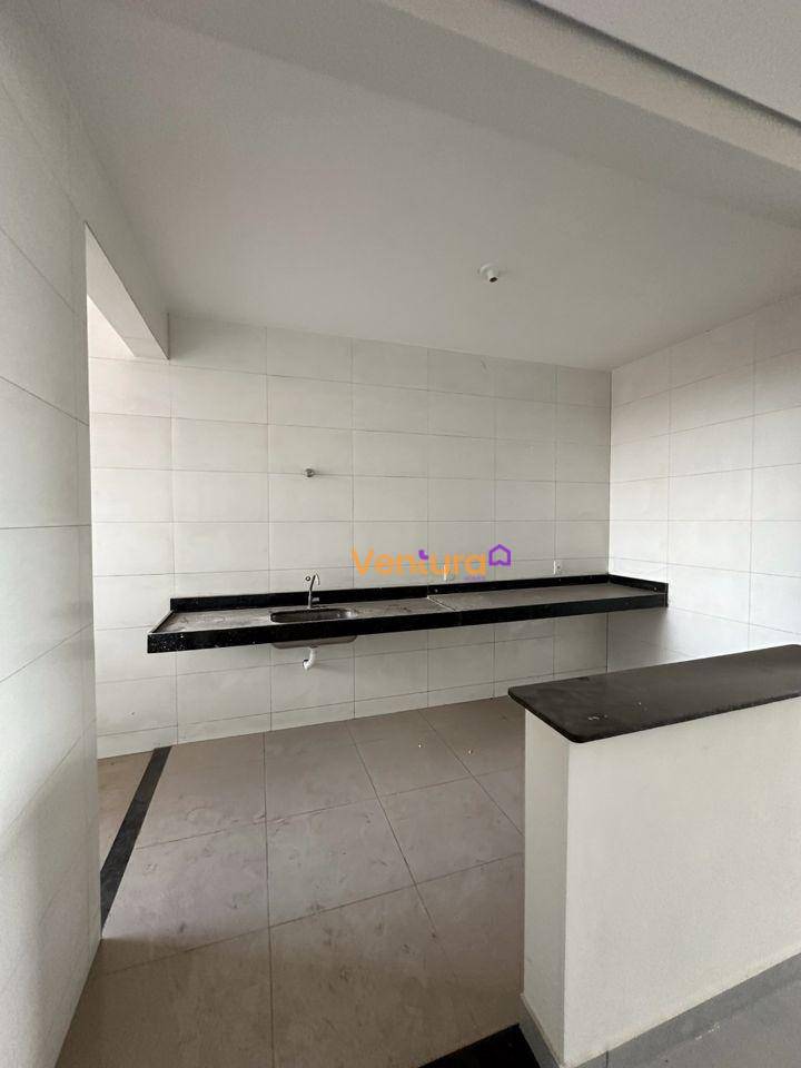 Casa à venda com 5 quartos, 230m² - Foto 12