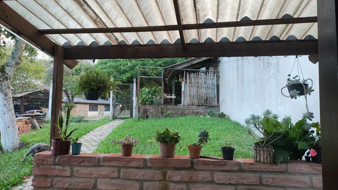 Casa à venda e aluguel com 1 quarto, 20m² - Foto 2