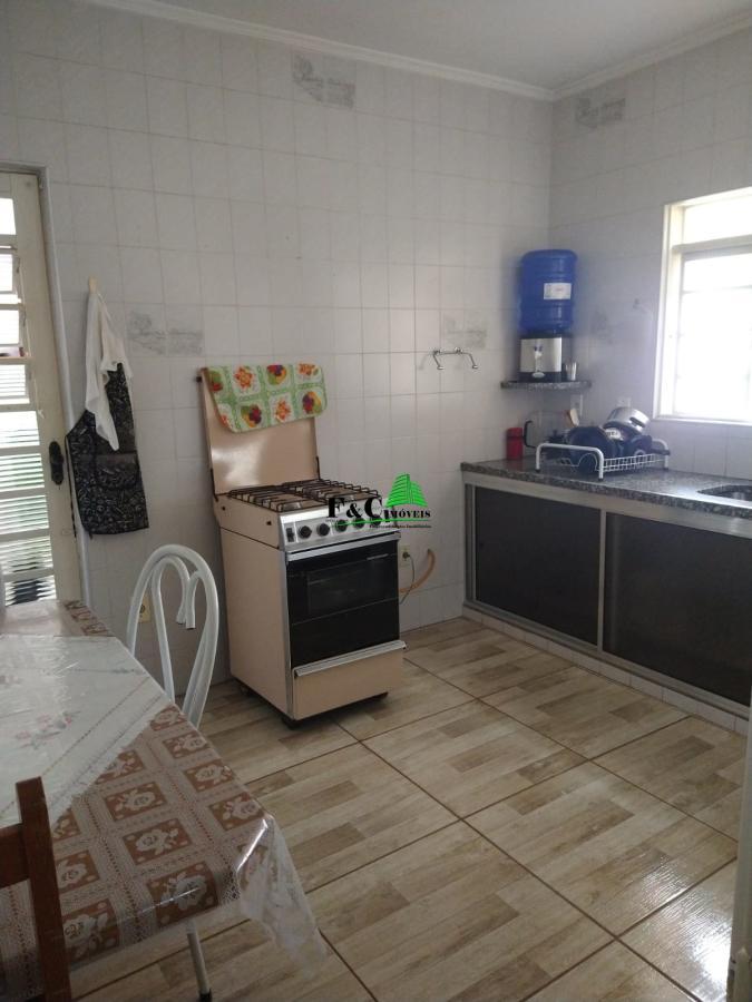 Casa à venda com 2 quartos, 331m² - Foto 24