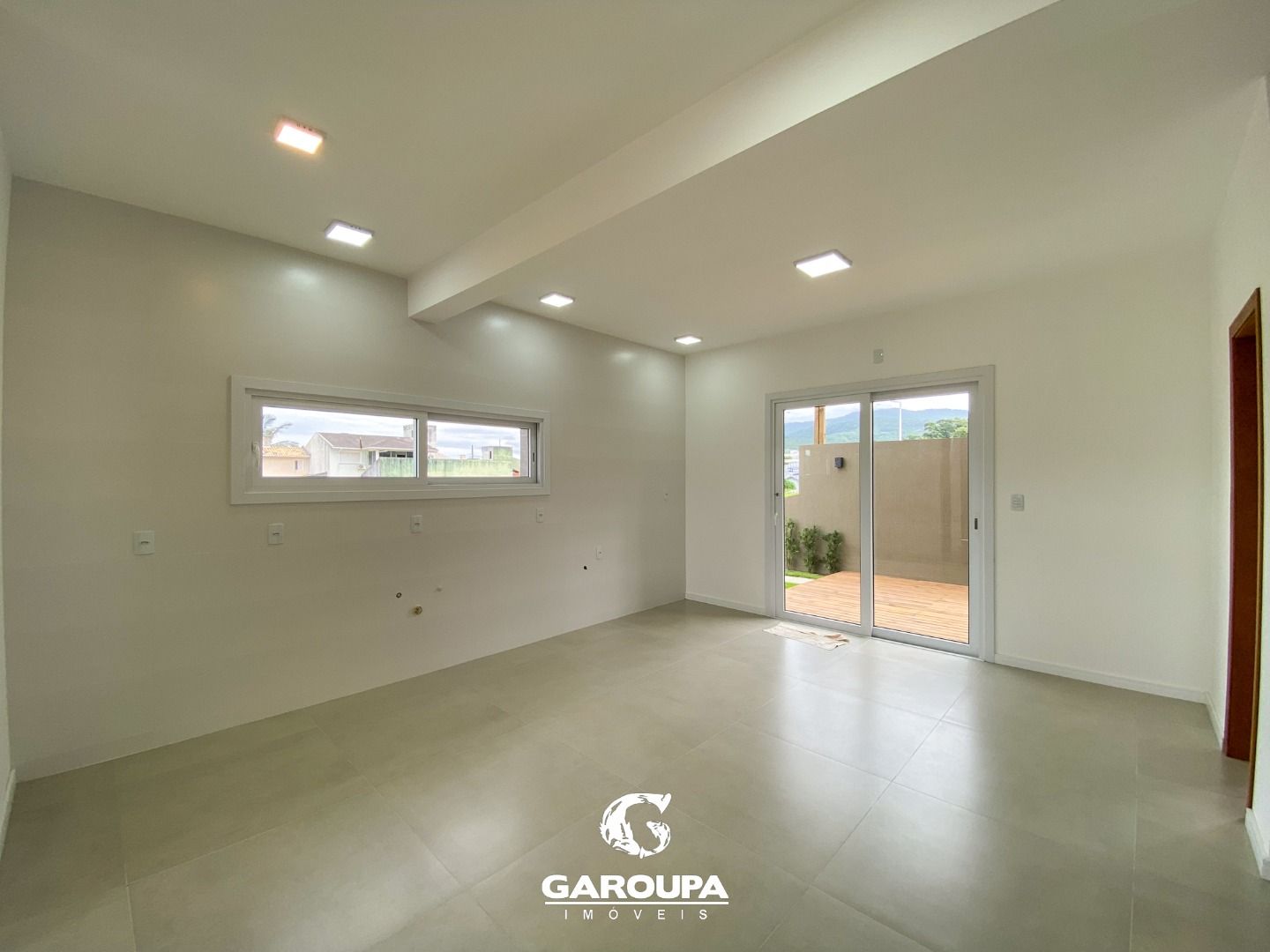 Casa à venda com 3 quartos, 113m² - Foto 7