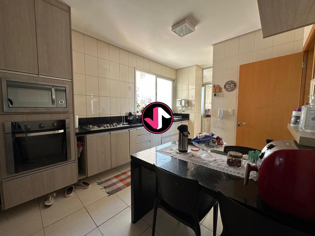 Apartamento à venda com 4 quartos, 147m² - Foto 18