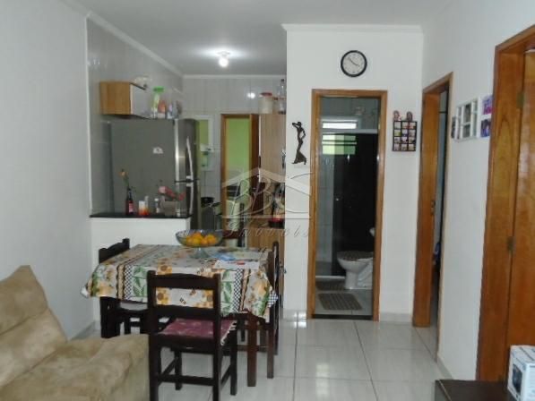 Casa à venda com 2 quartos, 40m² - Foto 8