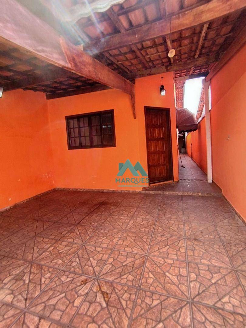 Casa à venda e aluguel com 2 quartos, 100m² - Foto 2