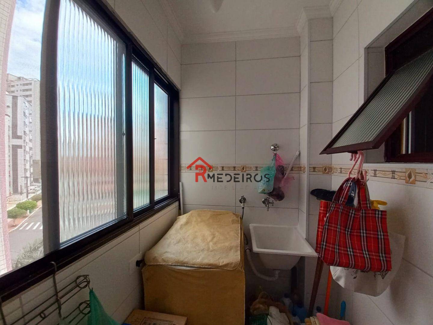 Apartamento à venda com 1 quarto, 56m² - Foto 14