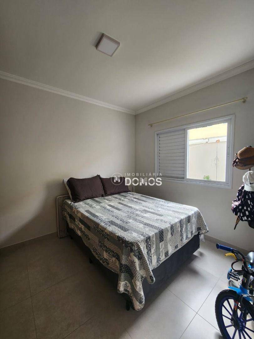 Apartamento à venda com 2 quartos, 75m² - Foto 5