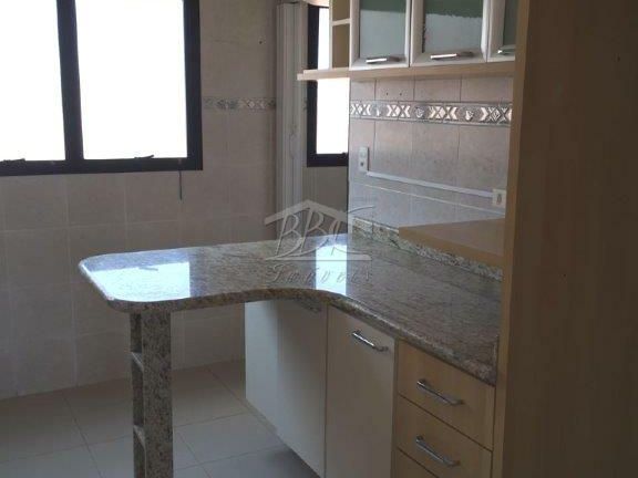 Apartamento à venda com 3 quartos, 98m² - Foto 6