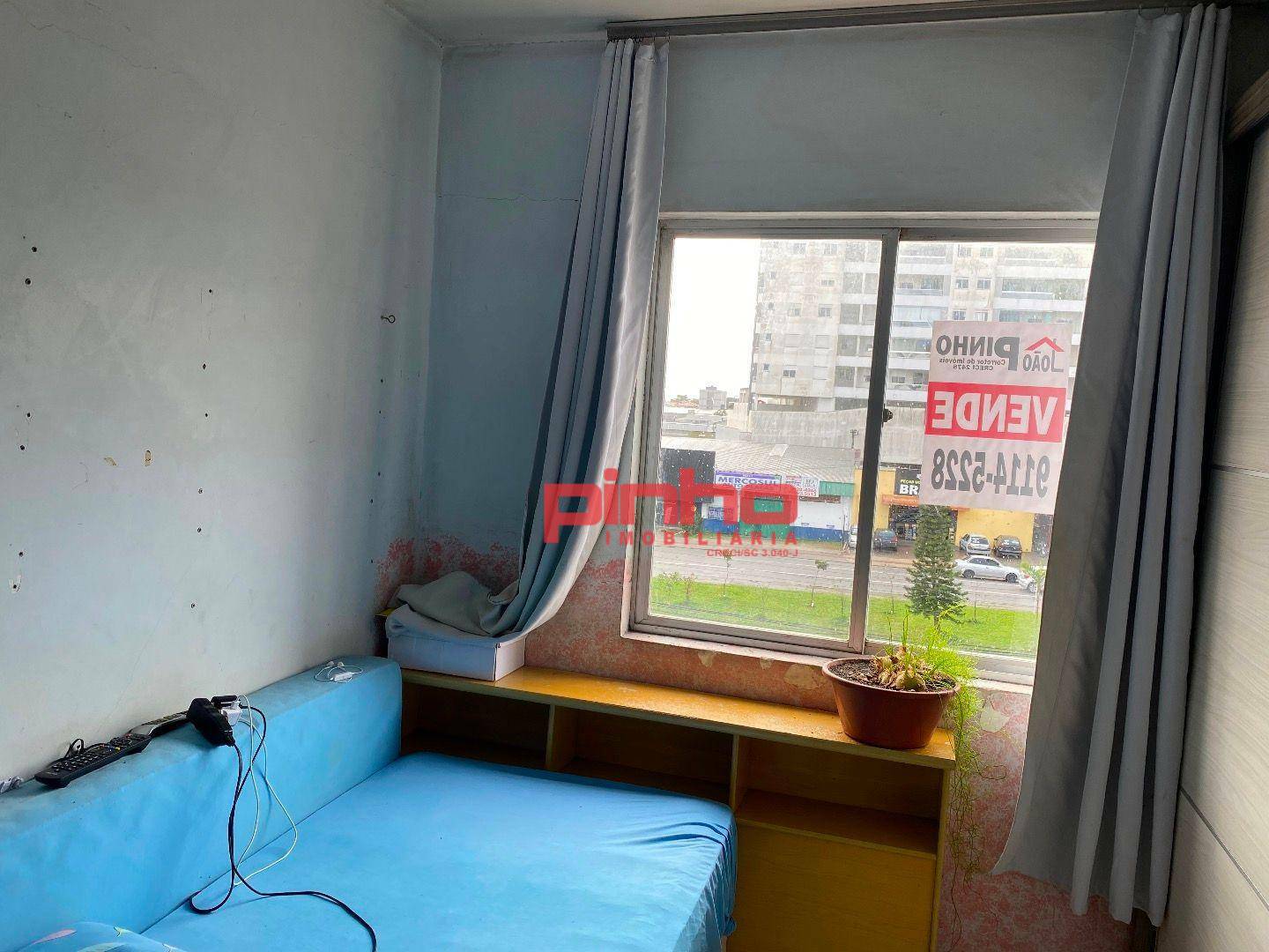 Apartamento à venda com 2 quartos, 70m² - Foto 8