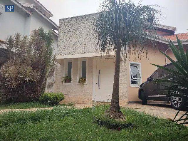 Casa à venda com 3 quartos, 230m² - Foto 2