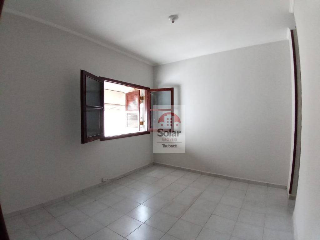 Casa para alugar com 4 quartos, 221m² - Foto 33