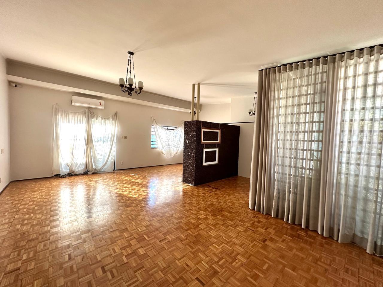 Casa à venda com 3 quartos, 360m² - Foto 7