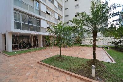 Apartamento à venda com 3 quartos, 200m² - Foto 14