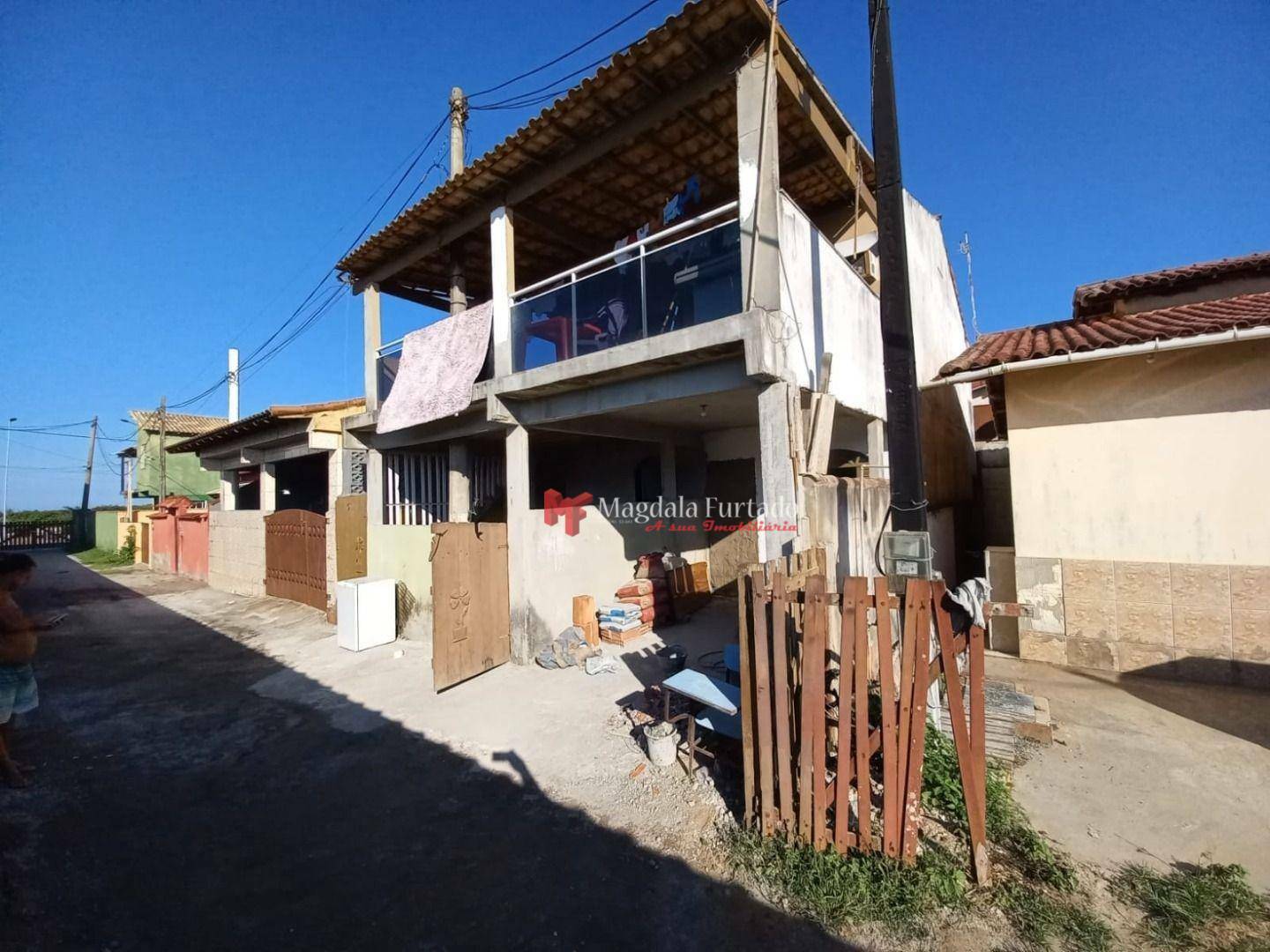 Casa à venda com 2 quartos, 260m² - Foto 1