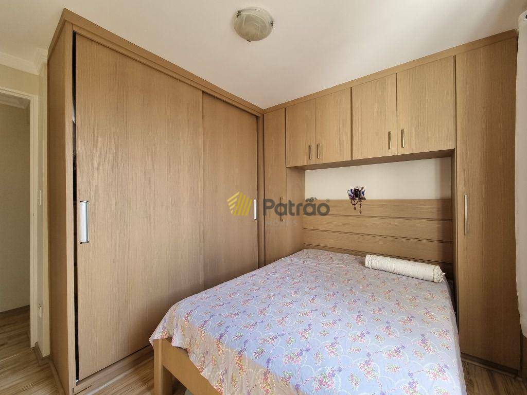 Apartamento à venda com 2 quartos, 57m² - Foto 10