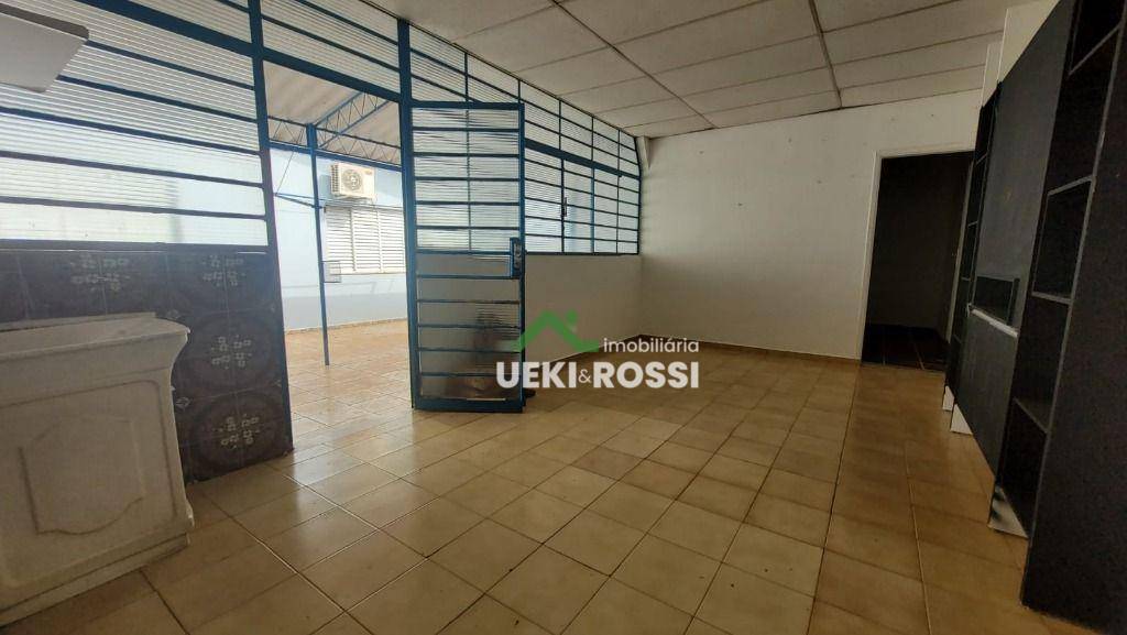 Casa à venda com 3 quartos, 190m² - Foto 15