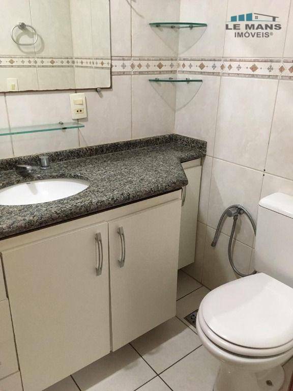 Apartamento à venda com 3 quartos, 97m² - Foto 11