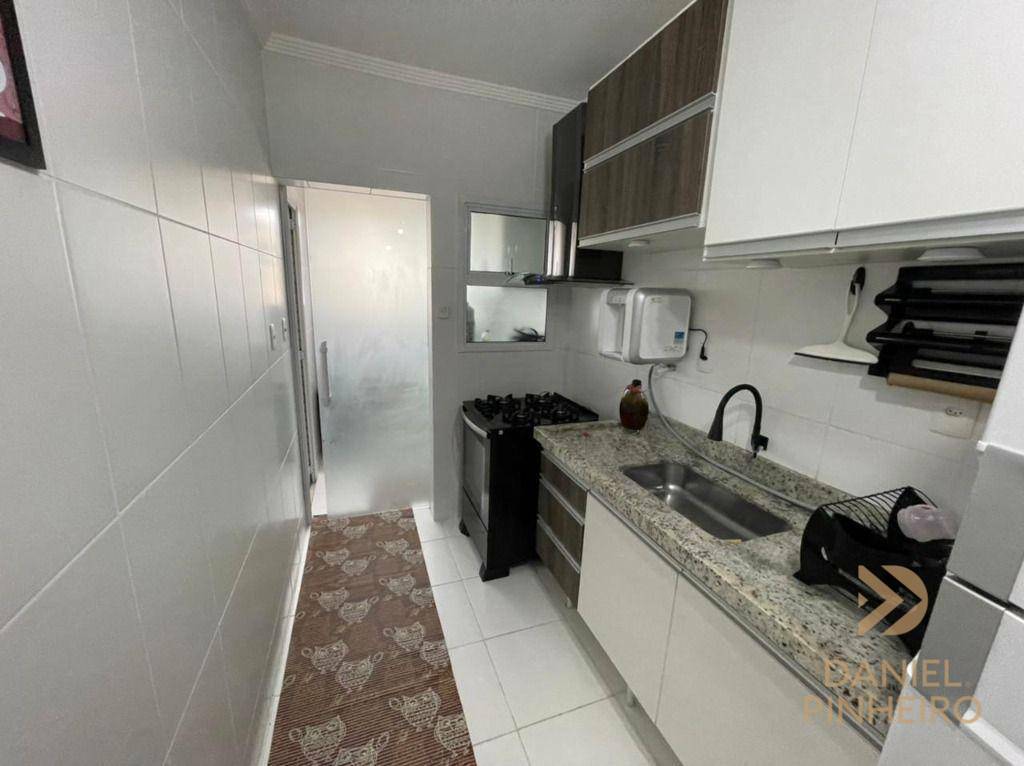 Apartamento à venda com 3 quartos, 101m² - Foto 6