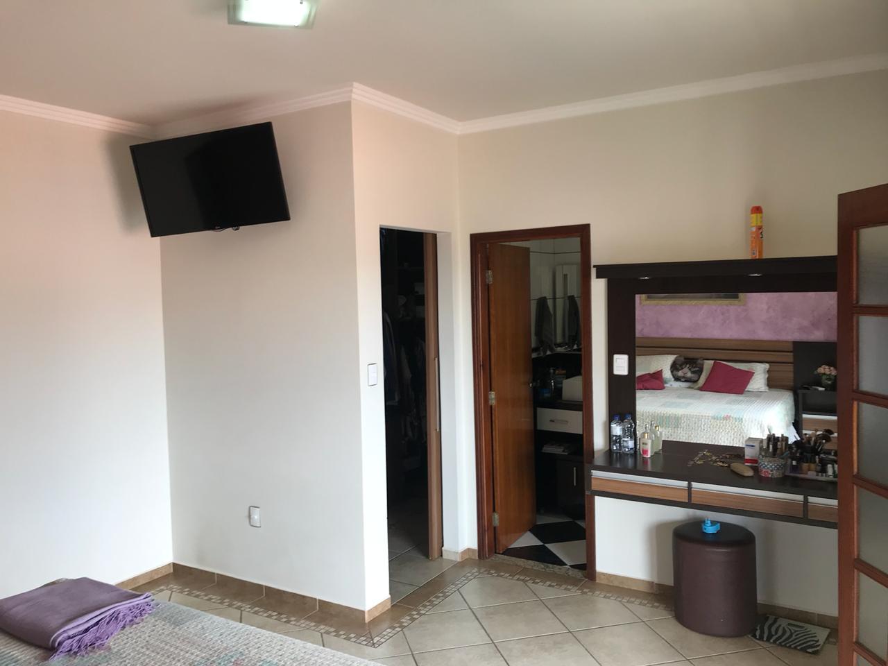 Casa à venda com 3 quartos, 200m² - Foto 19