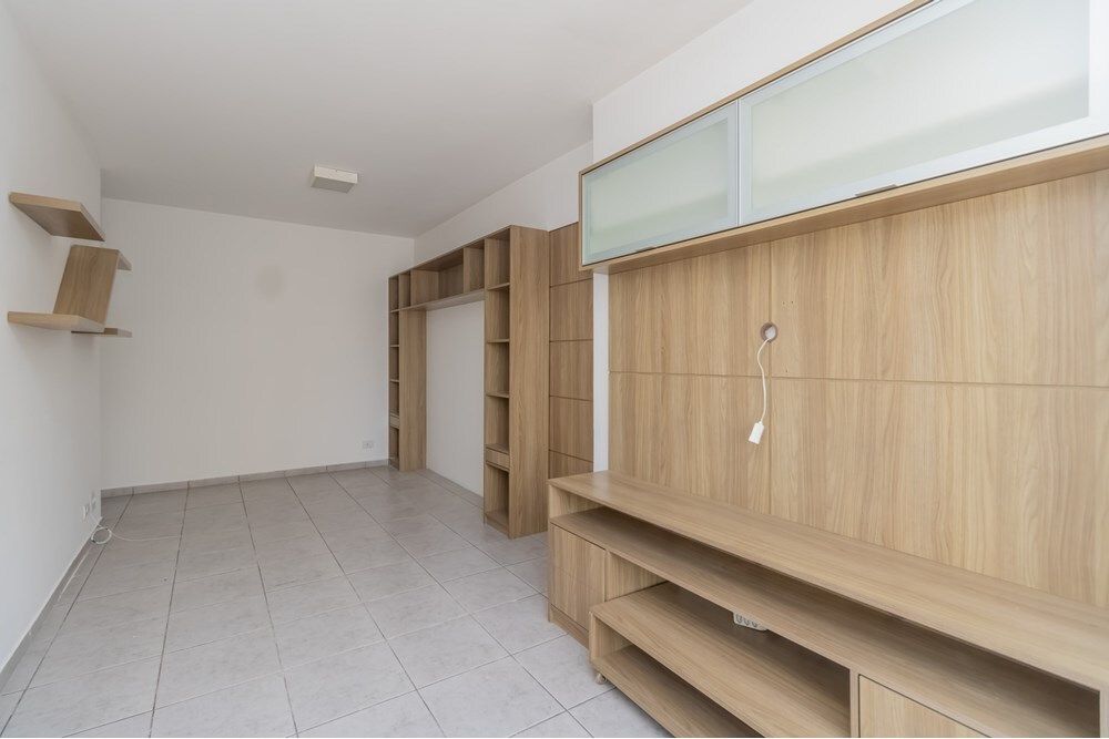 Apartamento à venda com 2 quartos, 70m² - Foto 30