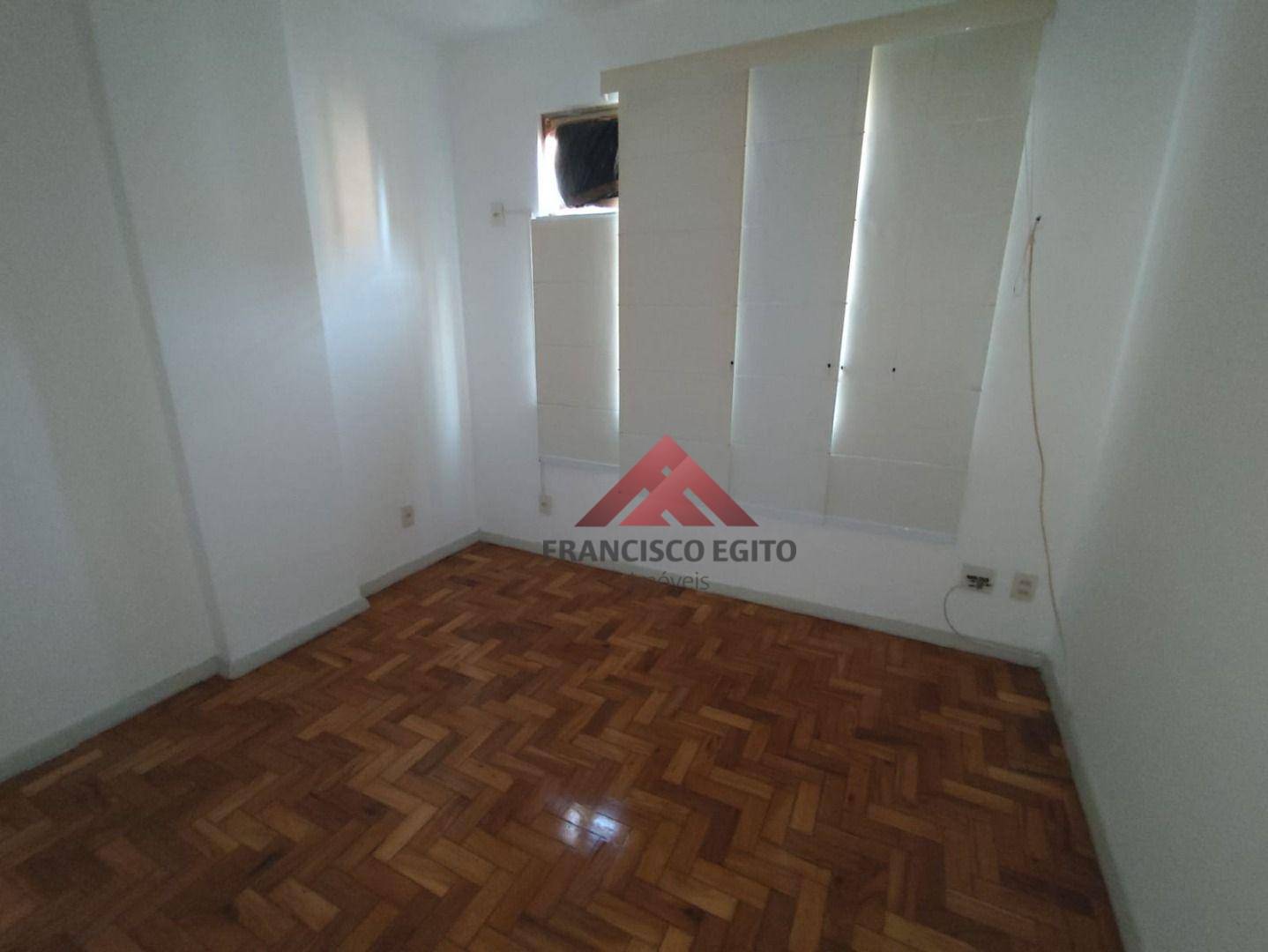 Apartamento à venda com 3 quartos, 100m² - Foto 15