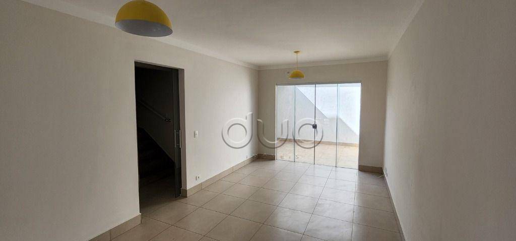 Casa, 3 quartos, 111 m² - Foto 2