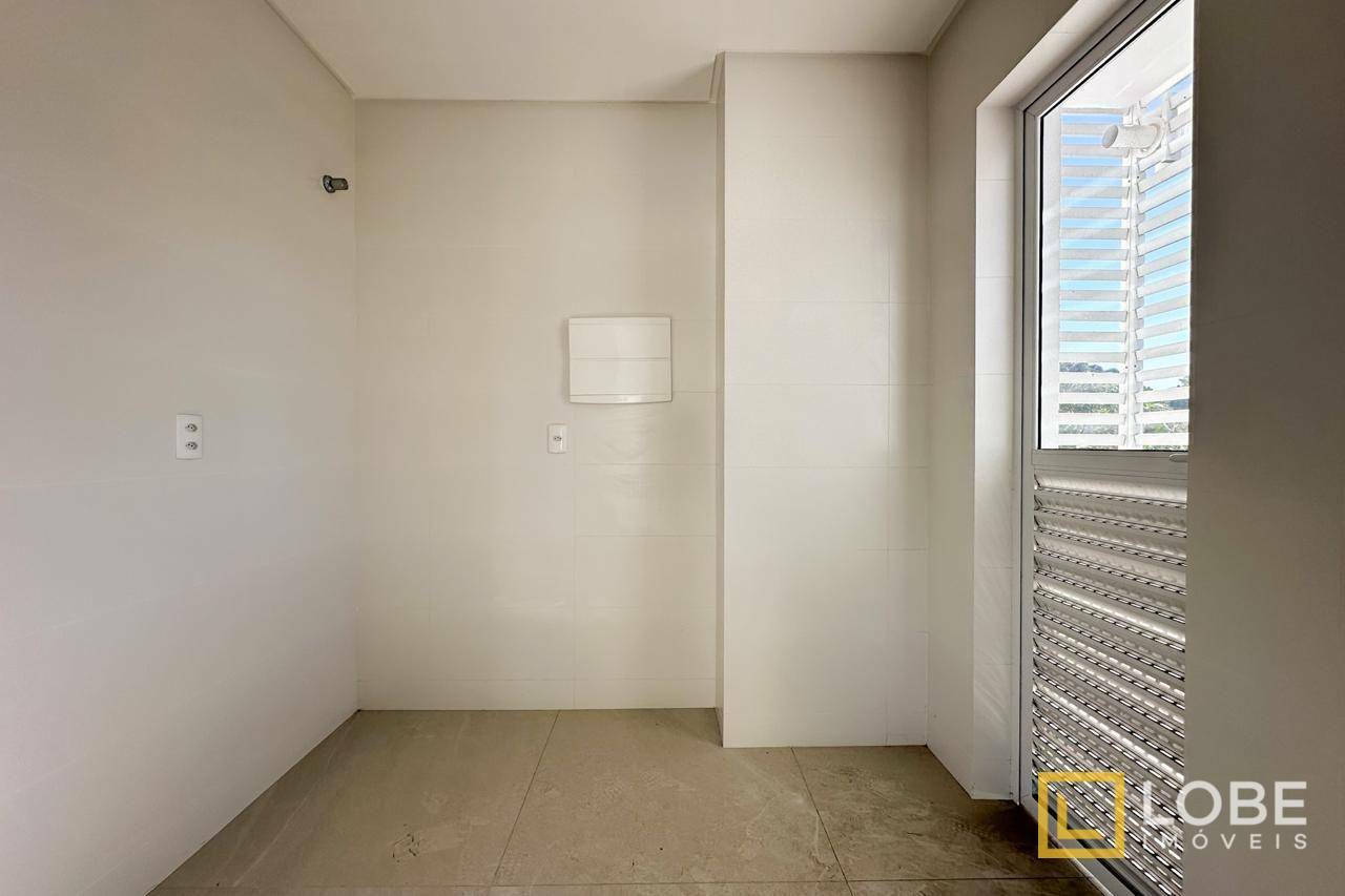 Apartamento à venda com 3 quartos, 121m² - Foto 14