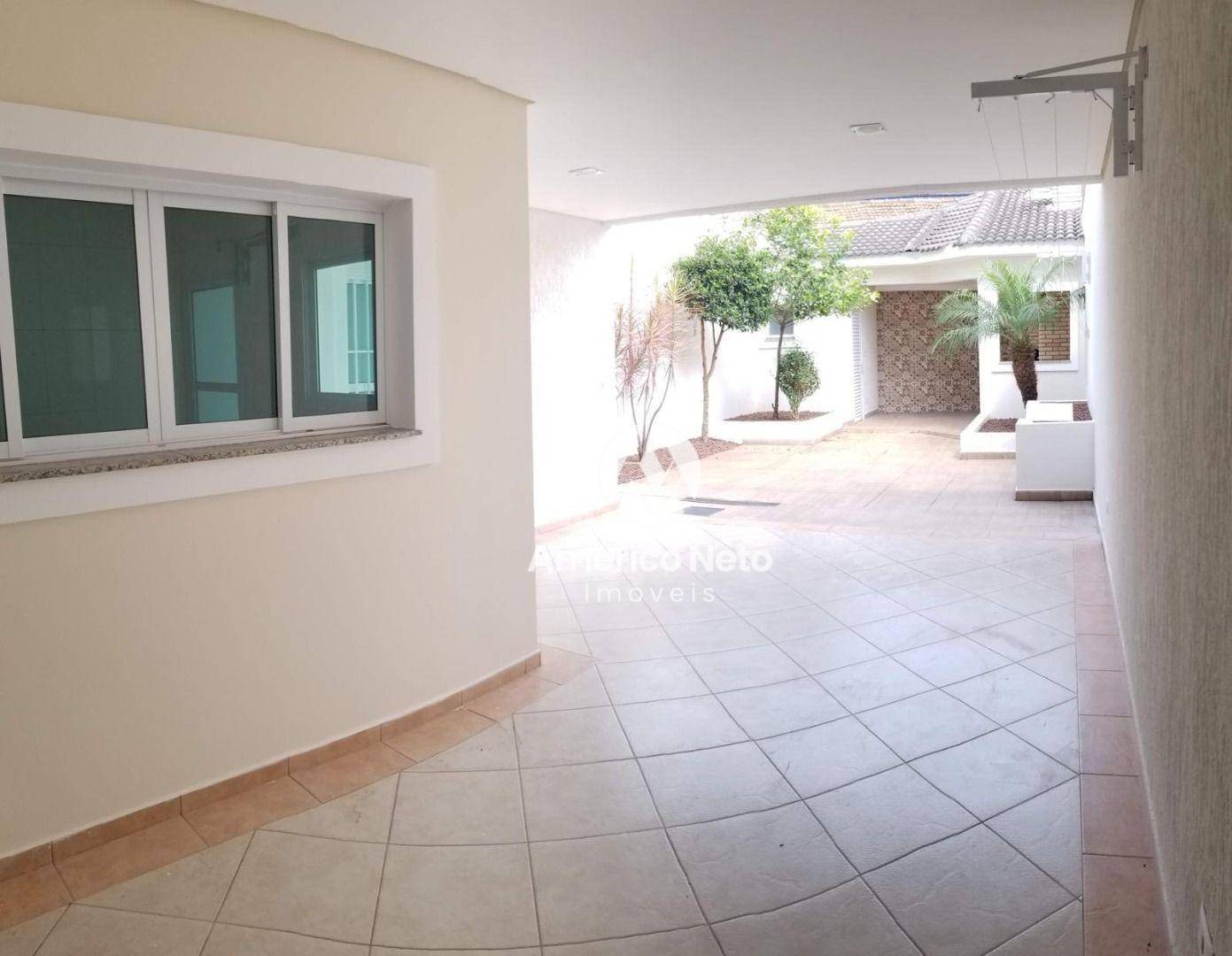 Casa à venda e aluguel com 3 quartos, 340m² - Foto 5