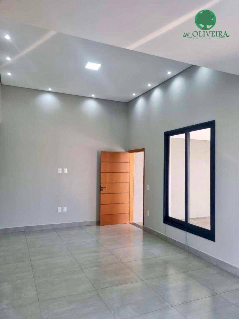 Casa à venda com 2 quartos, 100m² - Foto 4